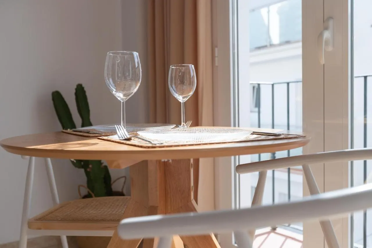 Calmahouse (Adults Only) Apartment Torremolinos