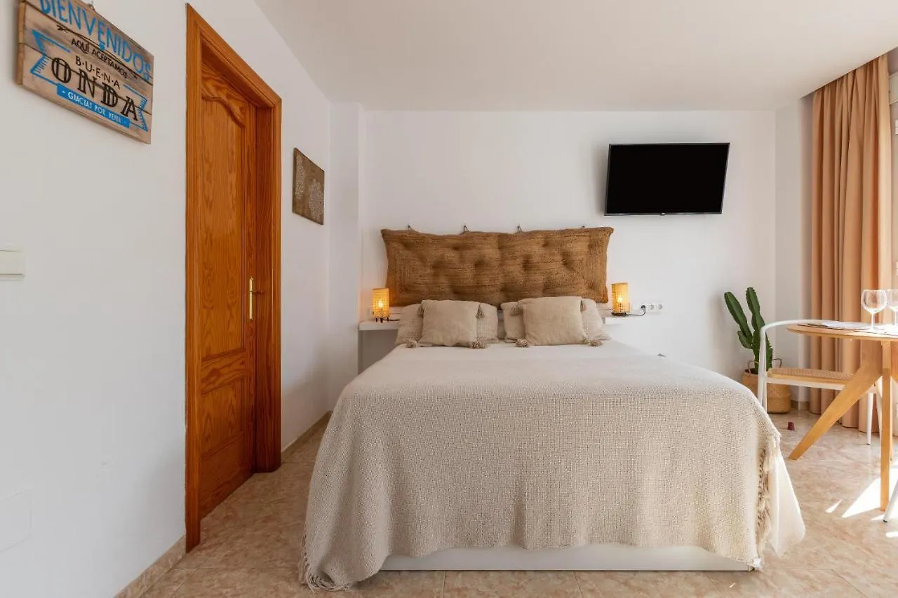 Calmahouse (Adults Only) Apartment Torremolinos