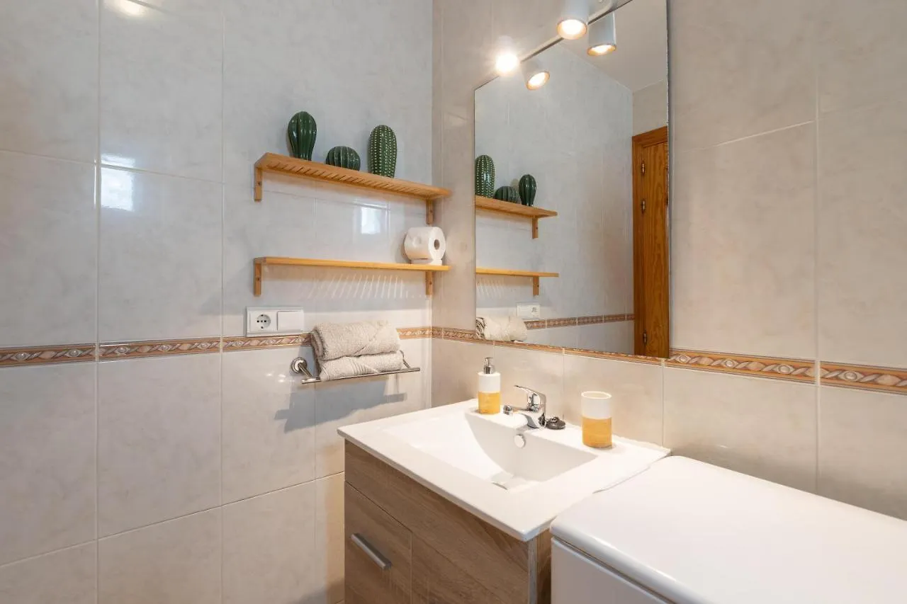 Calmahouse (Adults Only) Apartment Torremolinos 0*,